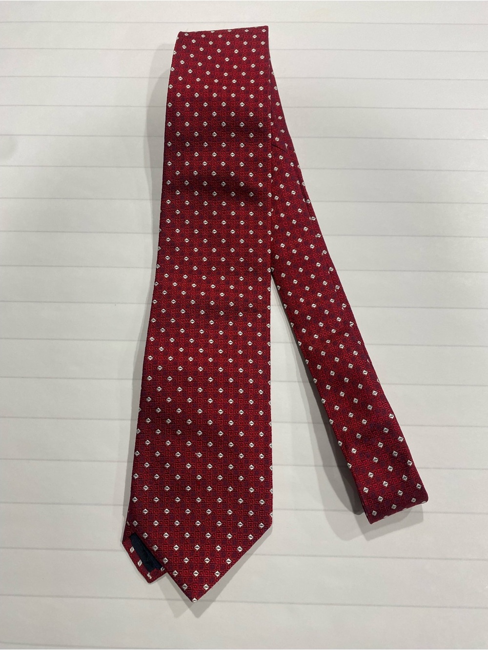 Brooks Brothers Red Small Diamond Pattern 100 % Silk Tie